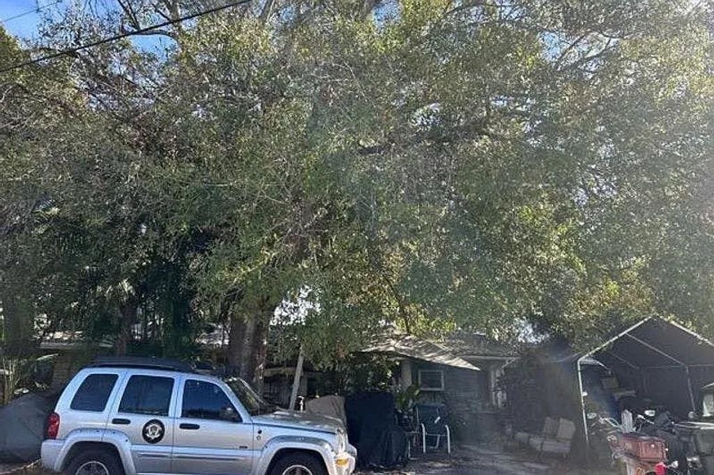 Photo of 3439 Belmont Boulevard, Other Florida, FL 34232 (MLS # 395944)