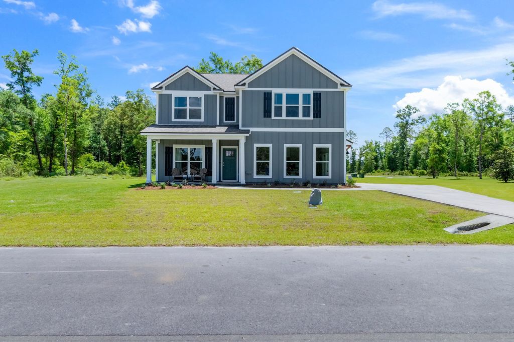 Photo of 136 Bedford Loop, Crawfordville, FL 32327 (MLS # 397169)