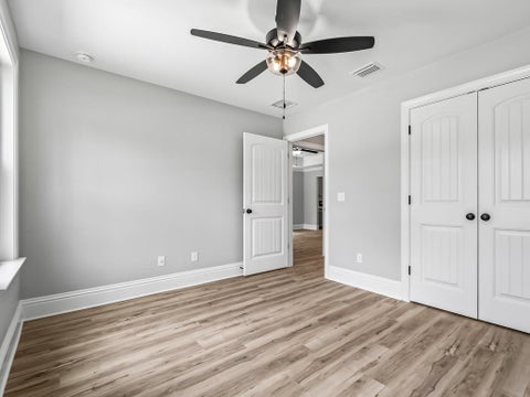 Tiny photo for 1 Menomini Street, Crawfordville, FL 32327 (MLS # 401493)