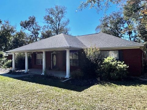 A home in Crawfordville