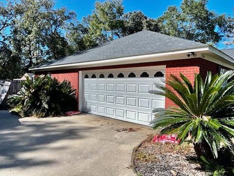 A home in Crawfordville