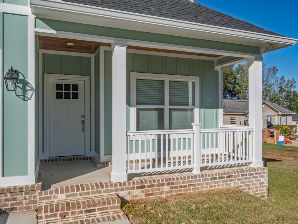 Photo of 4154 Green Meadows Trail, Marianna, FL 32446 (MLS # 393124)