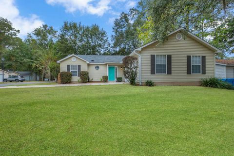 Photo of 2428 Beechnut Lane, Tallahassee, FL 32303 (MLS # 392648)