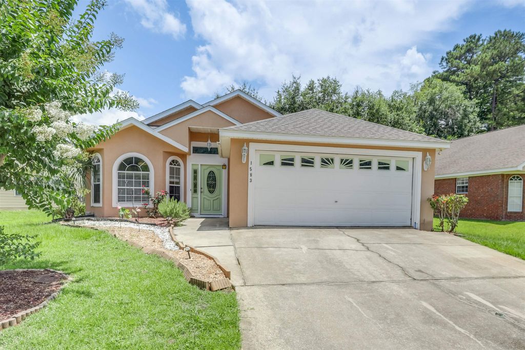 Photo of 1583 Applewood Way, Tallahassee, FL 32312 (MLS # 402564)