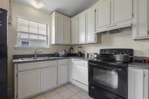Tiny photo for 1583 Applewood Way, Tallahassee, FL 32312 (MLS # 402564)