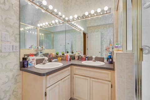 Tiny photo for 1583 Applewood Way, Tallahassee, FL 32312 (MLS # 402564)