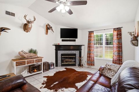 Tiny photo for 2391 Tuscavilla Road, Tallahassee, FL 32312 (MLS # 396967)
