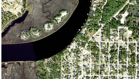 Lot 8, NW 9th Street 1 Carrabelle FL 32322
