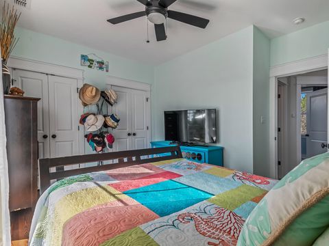 Tiny photo for 3425 Firefly Circle, St Teresa, FL 32358 (MLS # 396166)