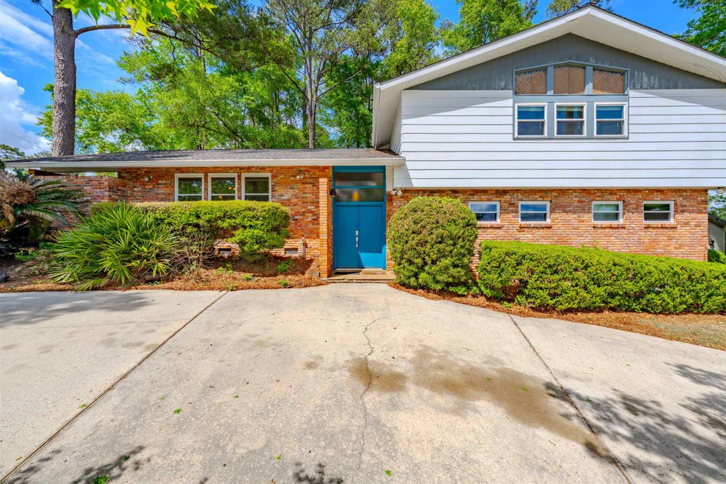 Photo of 2128 Glennridge Drive, Tallahassee, FL 32308 (MLS # 398365)