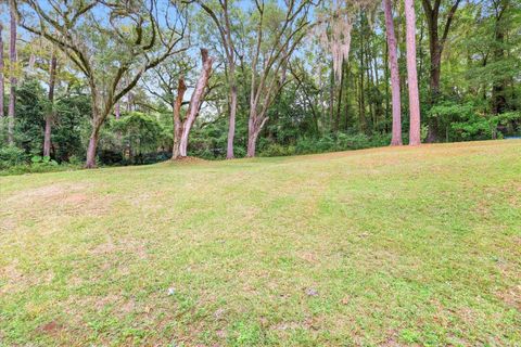 Tiny photo for 2007 Rosedale Drive, Tallahassee, FL 32303 (MLS # 398460)