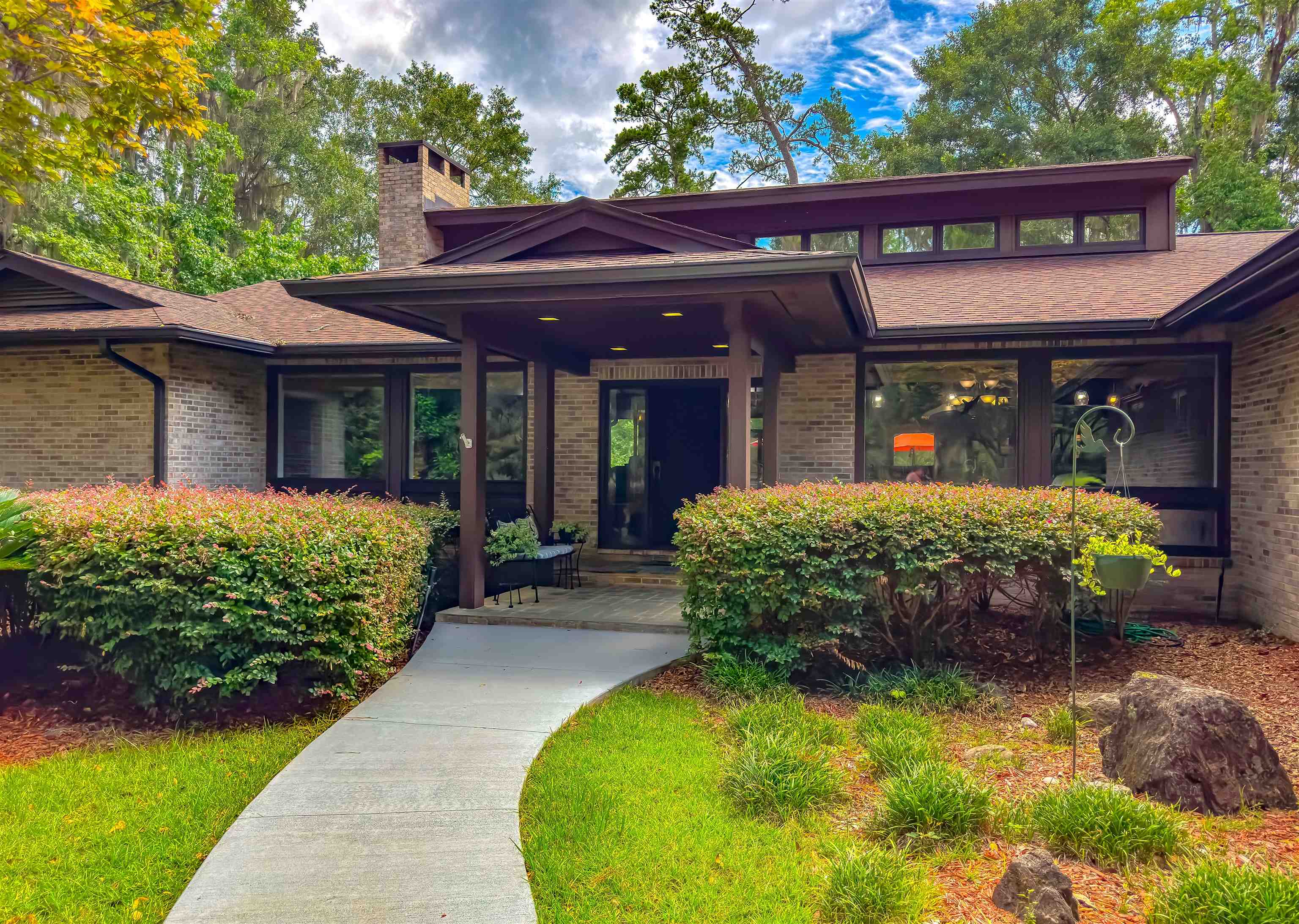 9257 Shady Crest Lane