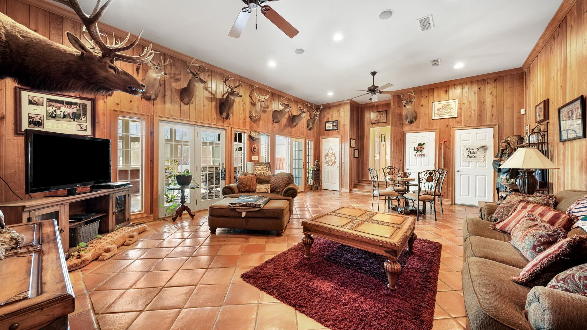 21748 N State Road 71