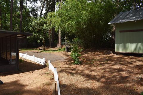 A home in TALLAHASSEE