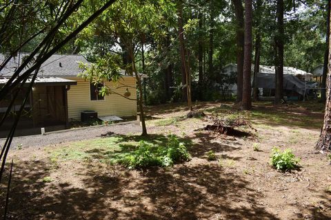 A home in TALLAHASSEE