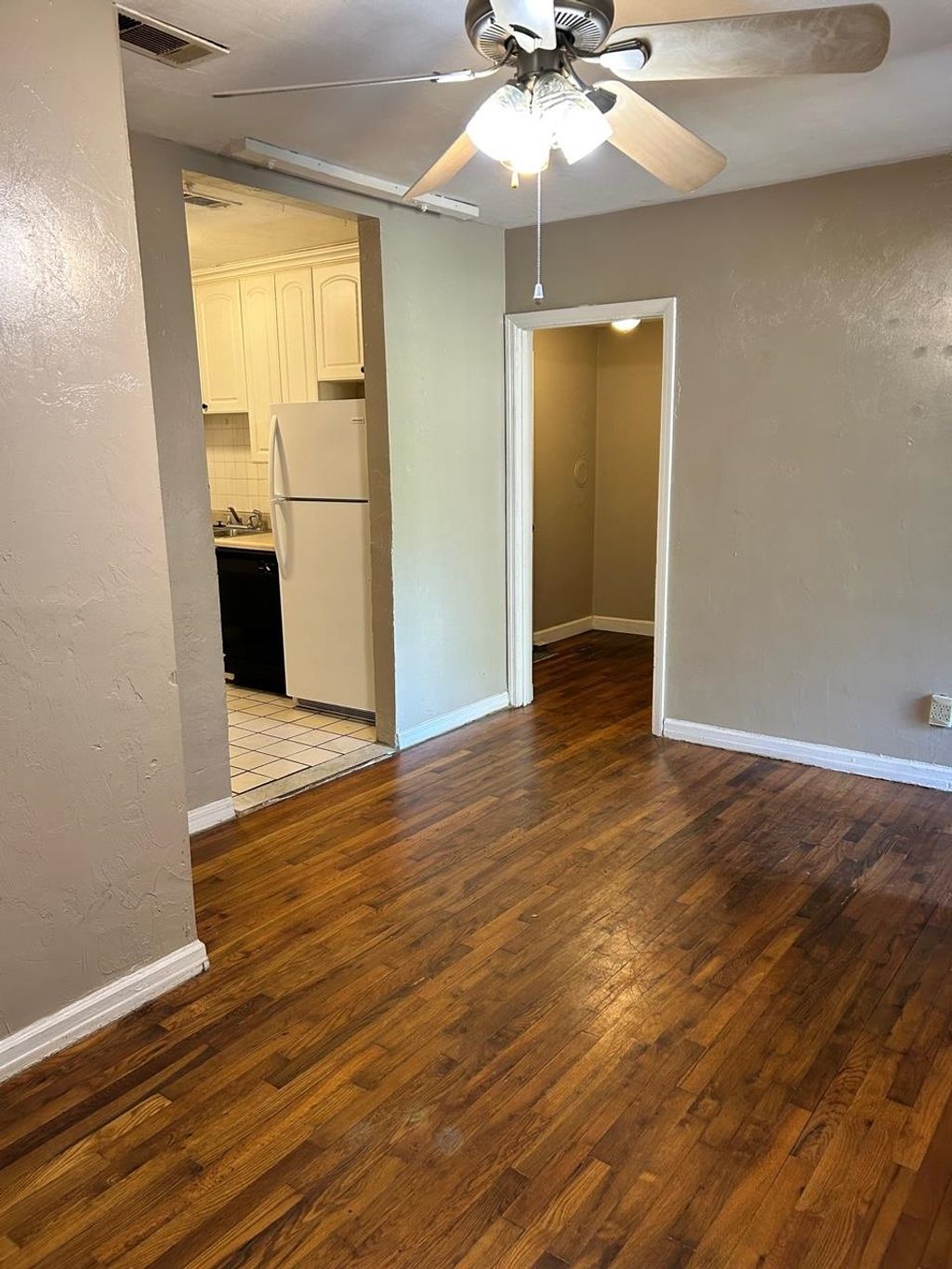 Photo of 727 California Street, Tallahassee, FL 32304 (MLS # 391571)