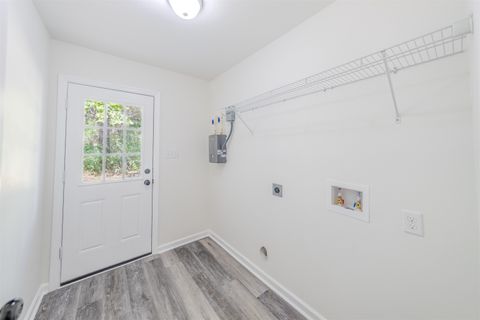 Tiny photo for 2539 Tiny Leaf Road, Tallahassee, FL 32305 (MLS # 390793)