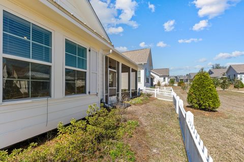 Tiny photo for 465 KARCHER Avenue, Tallahassee, FL 32317 (MLS # 396925)