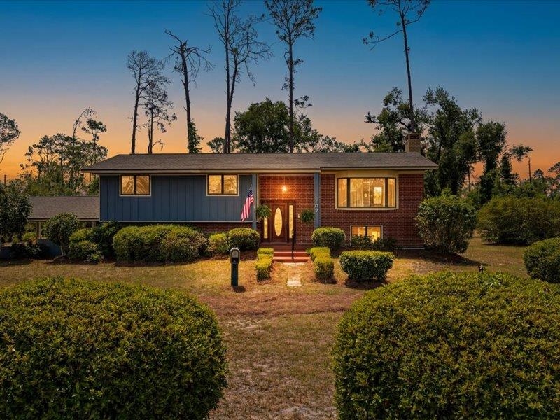 103 Crest Drive