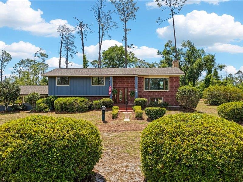 103 Crest Drive