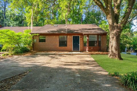 1541 San Luis Road, Tallahassee, FL 32304 - MLS#: 385074