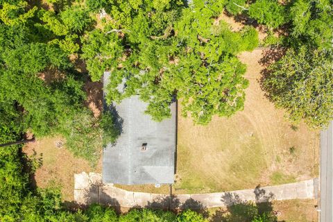 Tiny photo for 1700 S MERIDIAN Street, Tallahassee, FL 32301 (MLS # 400020)