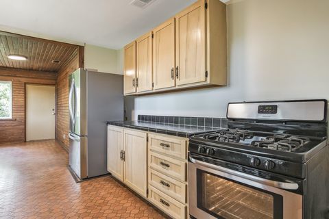 Tiny photo for 1700 S MERIDIAN Street, Tallahassee, FL 32301 (MLS # 400020)