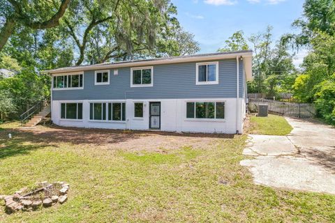 Tiny photo for 1700 S MERIDIAN Street, Tallahassee, FL 32301 (MLS # 400020)