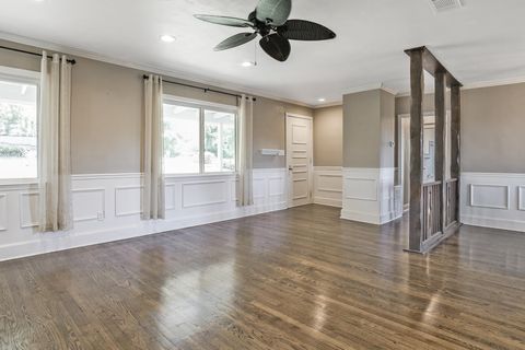 Tiny photo for 1700 S MERIDIAN Street, Tallahassee, FL 32301 (MLS # 400020)