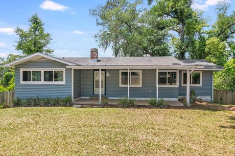 Tiny photo for 1700 S MERIDIAN Street, Tallahassee, FL 32301 (MLS # 400020)