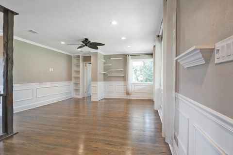 Tiny photo for 1700 S MERIDIAN Street, Tallahassee, FL 32301 (MLS # 400020)