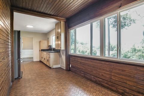 Tiny photo for 1700 S MERIDIAN Street, Tallahassee, FL 32301 (MLS # 400020)