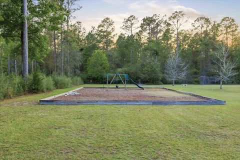 Tiny photo for 191 Parkside Circle, Crawfordville, FL 32327 (MLS # 397875)
