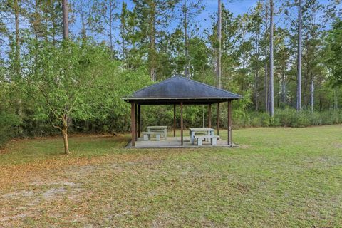 Tiny photo for 191 Parkside Circle, Crawfordville, FL 32327 (MLS # 397875)