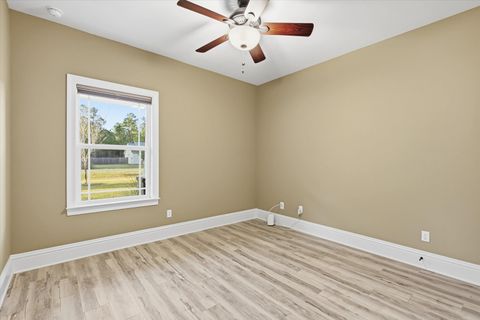 Tiny photo for 191 Parkside Circle, Crawfordville, FL 32327 (MLS # 397875)