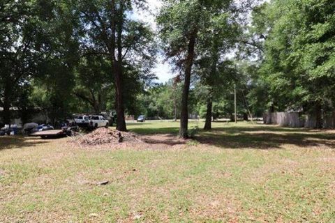 Tiny photo for 8877 High Bridge Road, Midway, FL 32343 (MLS # 399469)