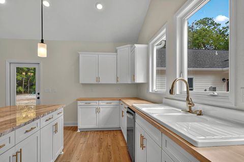 Tiny photo for 3485 Natural Bridge Road, Tallahassee, FL 32305 (MLS # 401732)