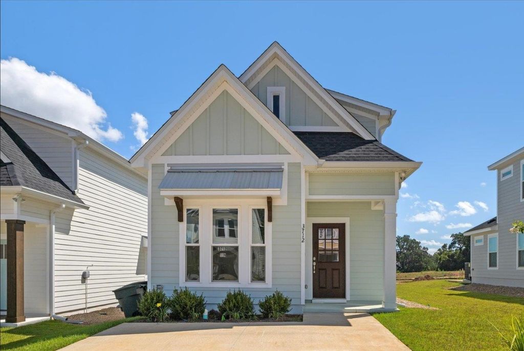 Photo of 3712 MEADOW VISTA Lane, Tallahassee, FL 32308 (MLS # 400342)