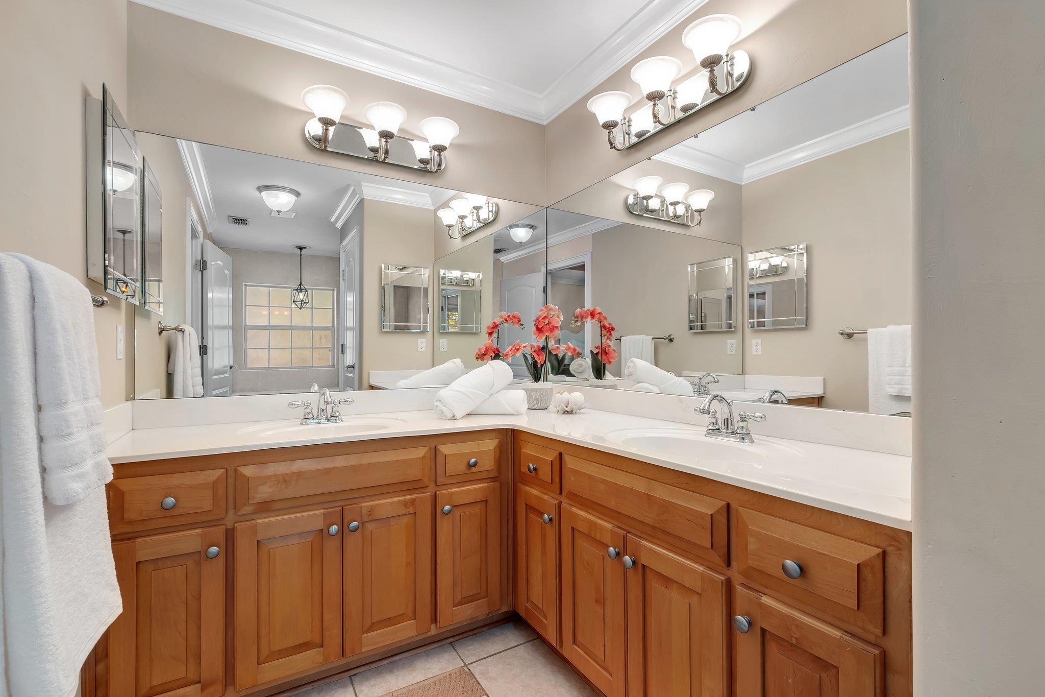 44 Ojibwa South Road
