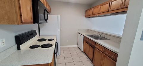 Tiny photo for 2525 Hartsfield Road #8, Tallahassee, FL 32303 (MLS # 397939)