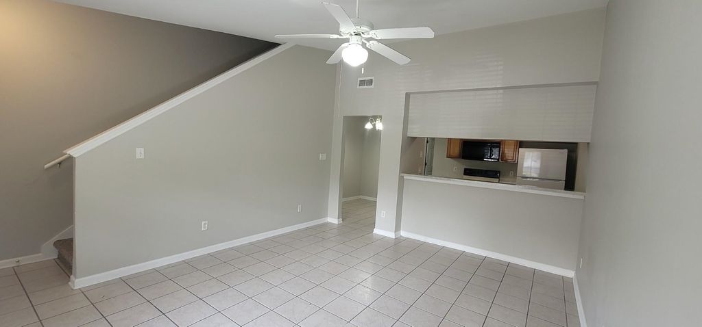 Photo of 2525 Hartsfield Road #8, Tallahassee, FL 32303 (MLS # 397939)