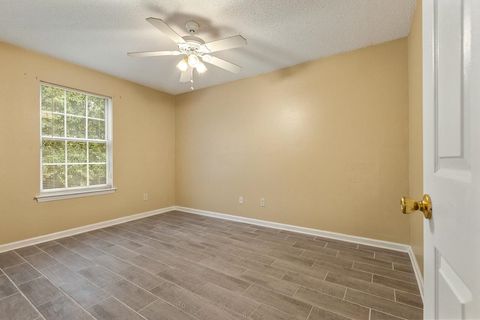Tiny photo for 2624 Saxon Street, Tallahassee, FL 32310 (MLS # 392891)