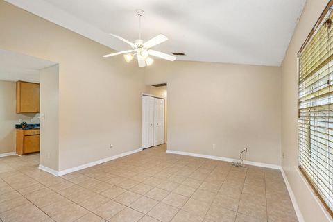 Tiny photo for 2624 Saxon Street, Tallahassee, FL 32310 (MLS # 392891)