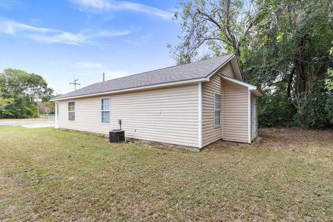 Tiny photo for 2624 Saxon Street, Tallahassee, FL 32310 (MLS # 392891)