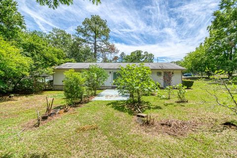 Tiny photo for 2004 EASTGATE Way, Tallahassee, FL 32308 (MLS # 399508)