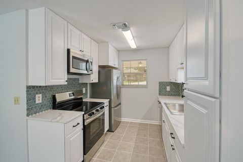 Tiny photo for 2004 EASTGATE Way, Tallahassee, FL 32308 (MLS # 399508)