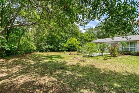 Tiny photo for 2004 EASTGATE Way, Tallahassee, FL 32308 (MLS # 399508)