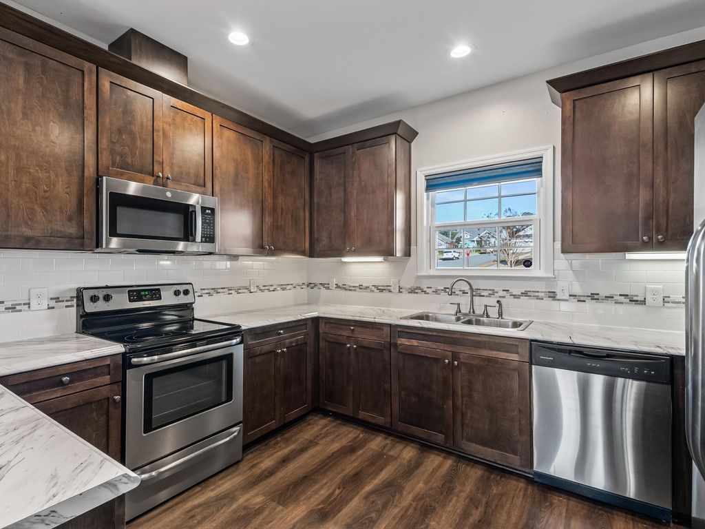 Photo of 2299 Hunters Moon Trail, Tallahassee, FL 32303 (MLS # 395427)