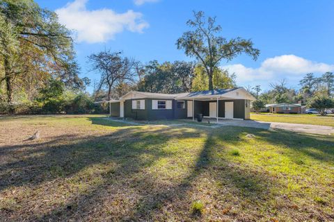 Tiny photo for 2012 Woodstock Lane, Tallahassee, FL 32303 (MLS # 394295)