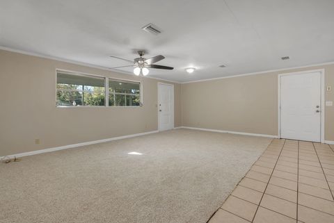 Tiny photo for 2012 Woodstock Lane, Tallahassee, FL 32303 (MLS # 394295)